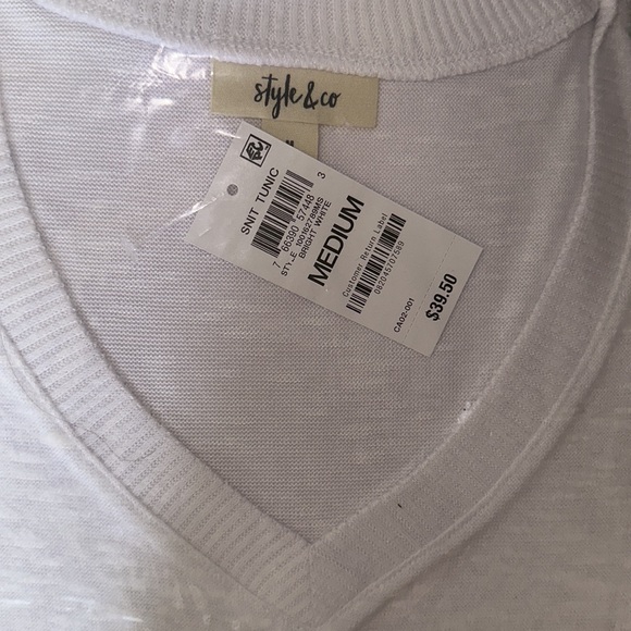 Style & Co bright white V-neck pullover sweater size Medium - Picture 2 of 4